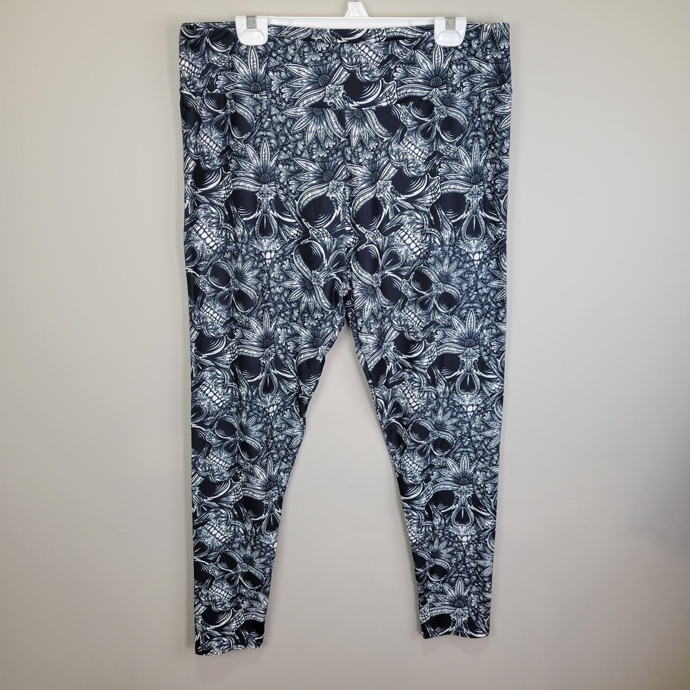 Dren‎ Designs Skulls And Flowers Poly Spandex Ankle Leggings Extended Plus Size